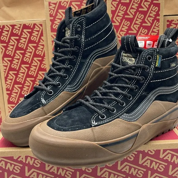 Vans Men’s Sk8-Hi Dip Mte-2
Black/Gum
VN0009QKB9M
Boots Cold Weather Snea… - Picture 5 of 16